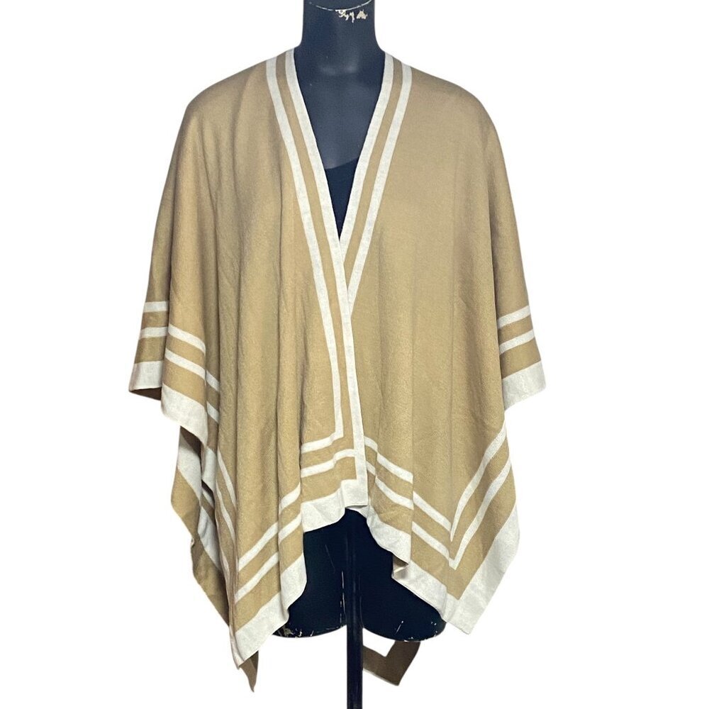 Lauren Ralph Lauren Jet Setter Reversible Knit Poncho in Tan White